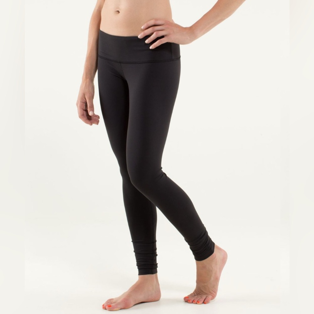 🖤Lululemon Wunder Under Pant *30” Full-On Luon
Black Sz 6✨GUC❣️